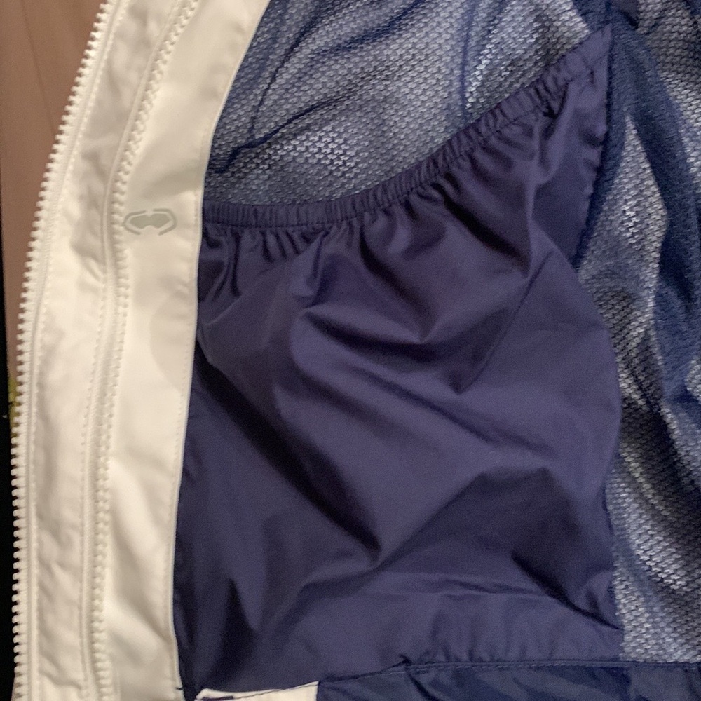 The North Face Women’s Snow Jacket SZ Medium - Picture 14 of 16